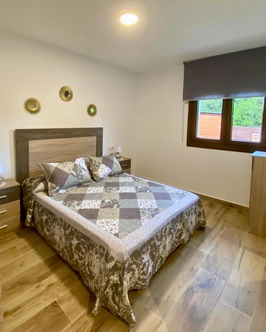 Apartmán El Hondon Del Lugar Hoyos Exteriér fotografie