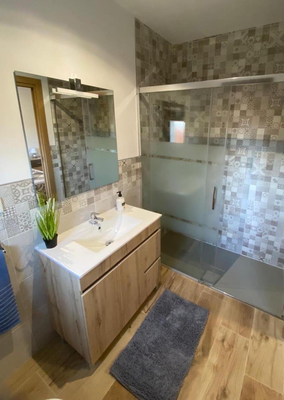 Apartmán El Hondon Del Lugar Hoyos Exteriér fotografie