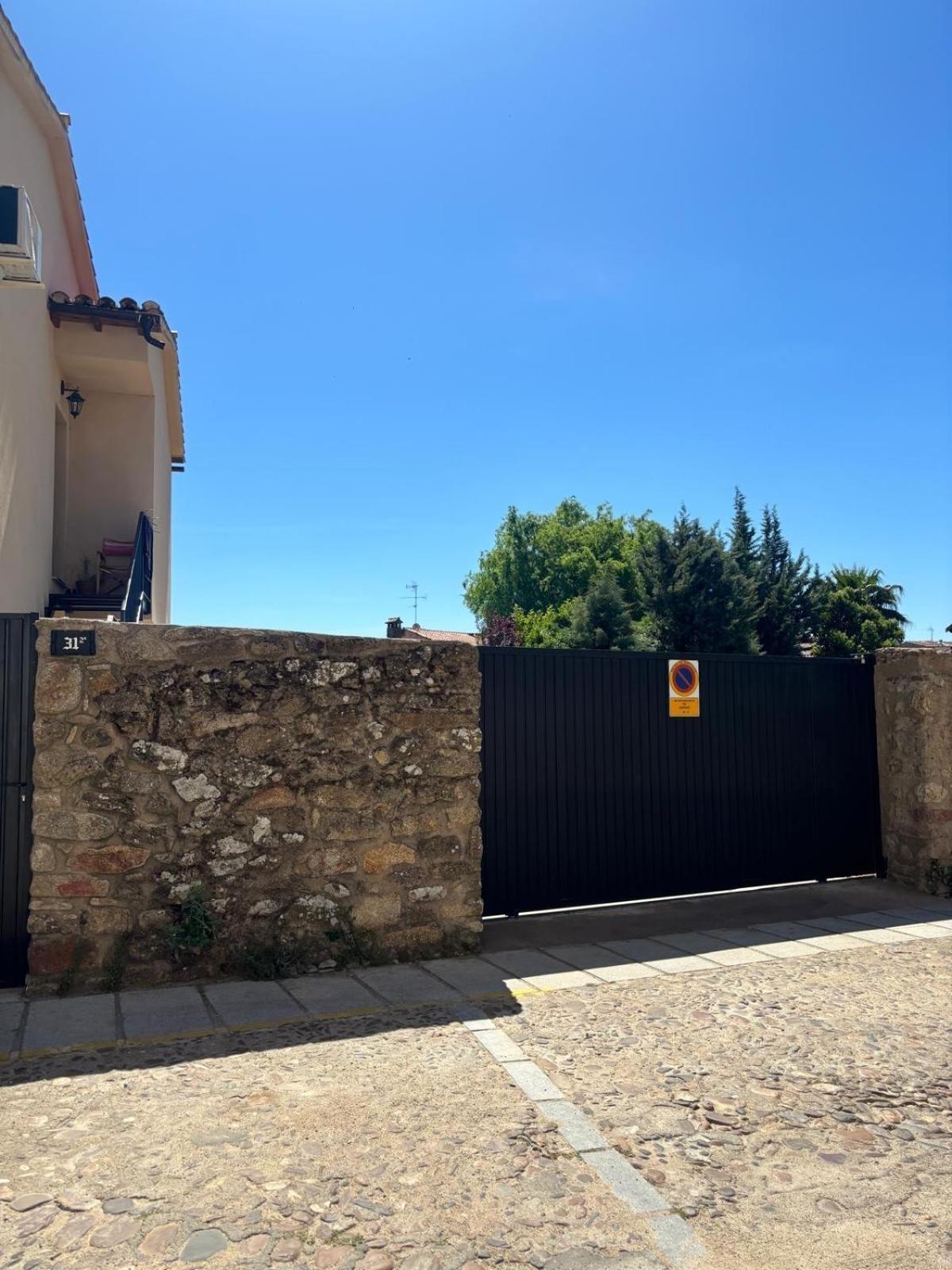 Apartmán El Hondon Del Lugar Hoyos Exteriér fotografie
